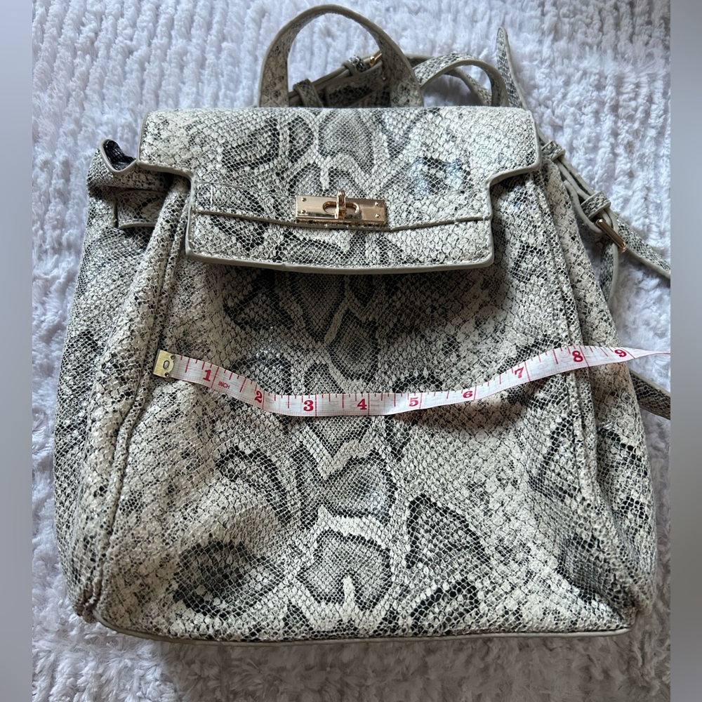 Mini backpack - Picture 7 of 10
